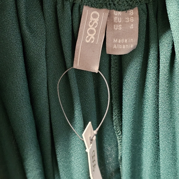 NEW ASOS Floor Length Halter Style Emerald Green Maxi Dress size 4 Tall - Picture 5 of 9